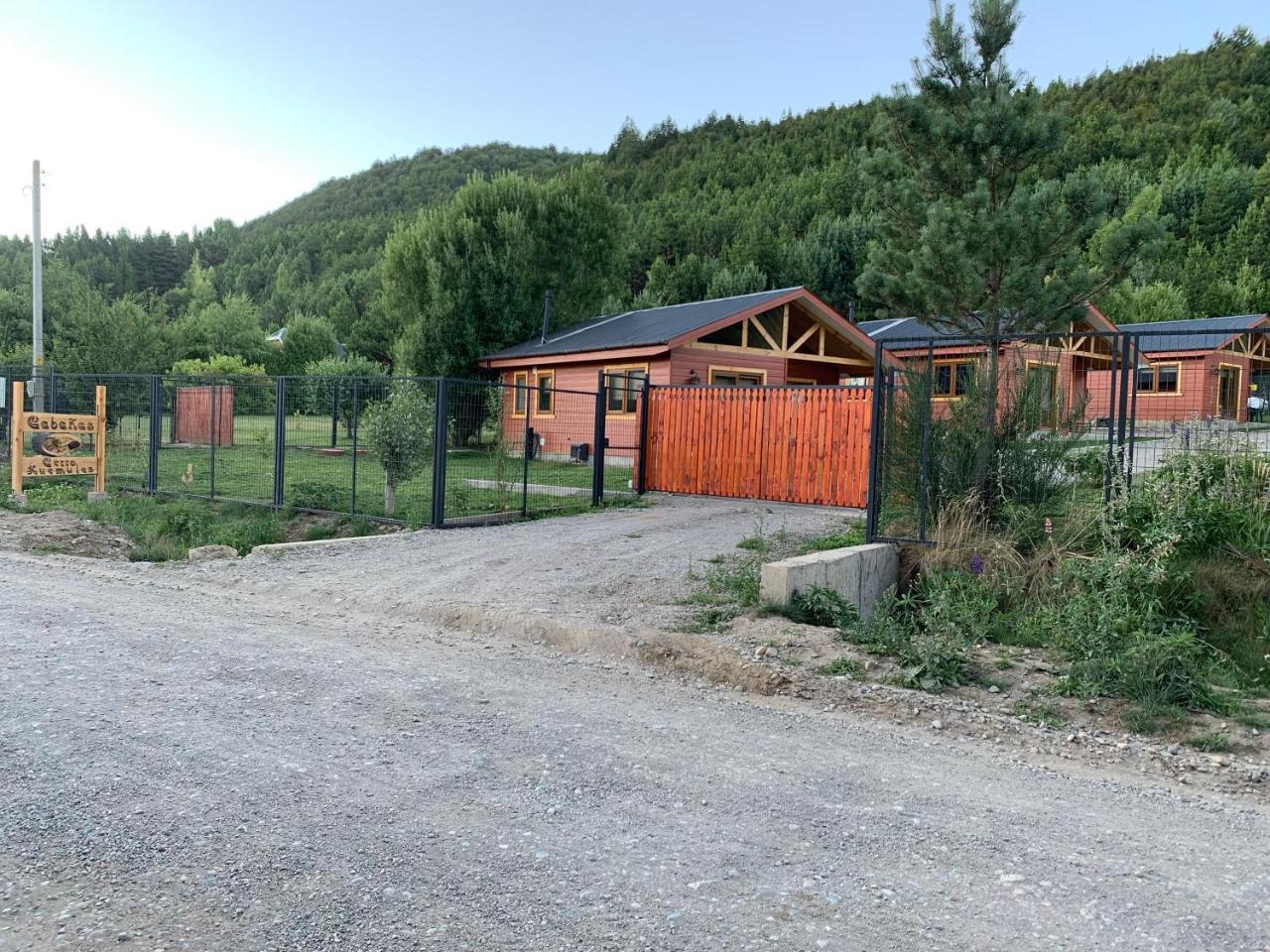 Cabanas Cerro Huemules Coyhaique Buitenkant foto